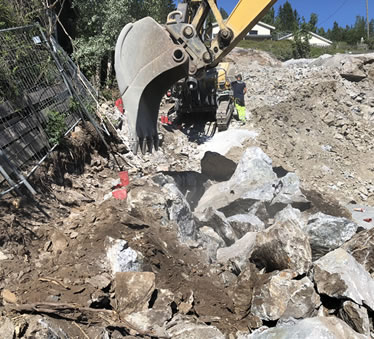 Yamamoto vertical breaking and mucking